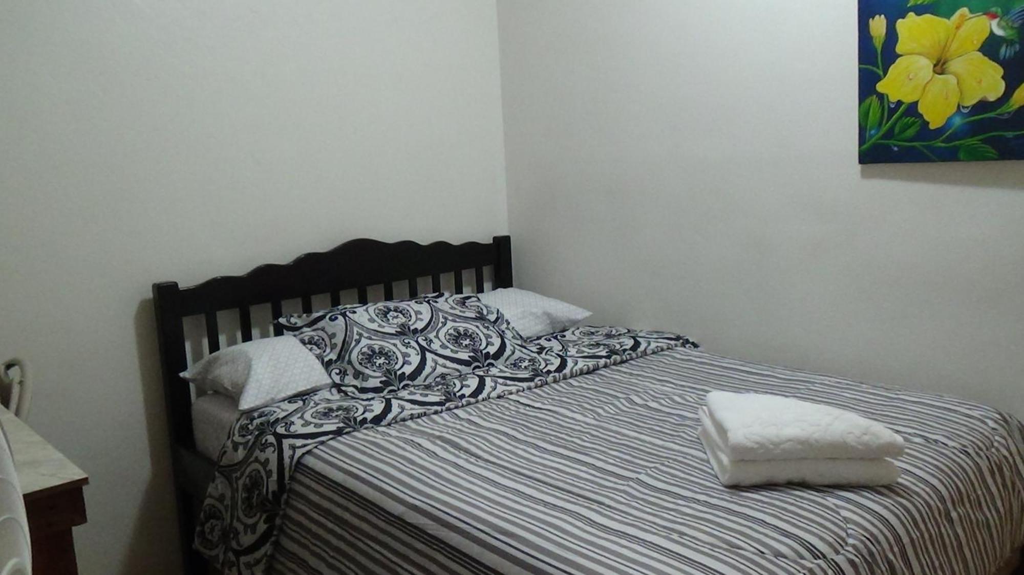 Hacienda Tropical Guest House Belmopan Pokój zdjęcie